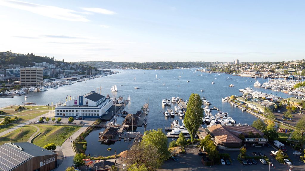 View north of Lake Union